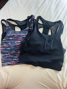 LOT OF 2- Lululemon running crop tops with built in bra, size 6